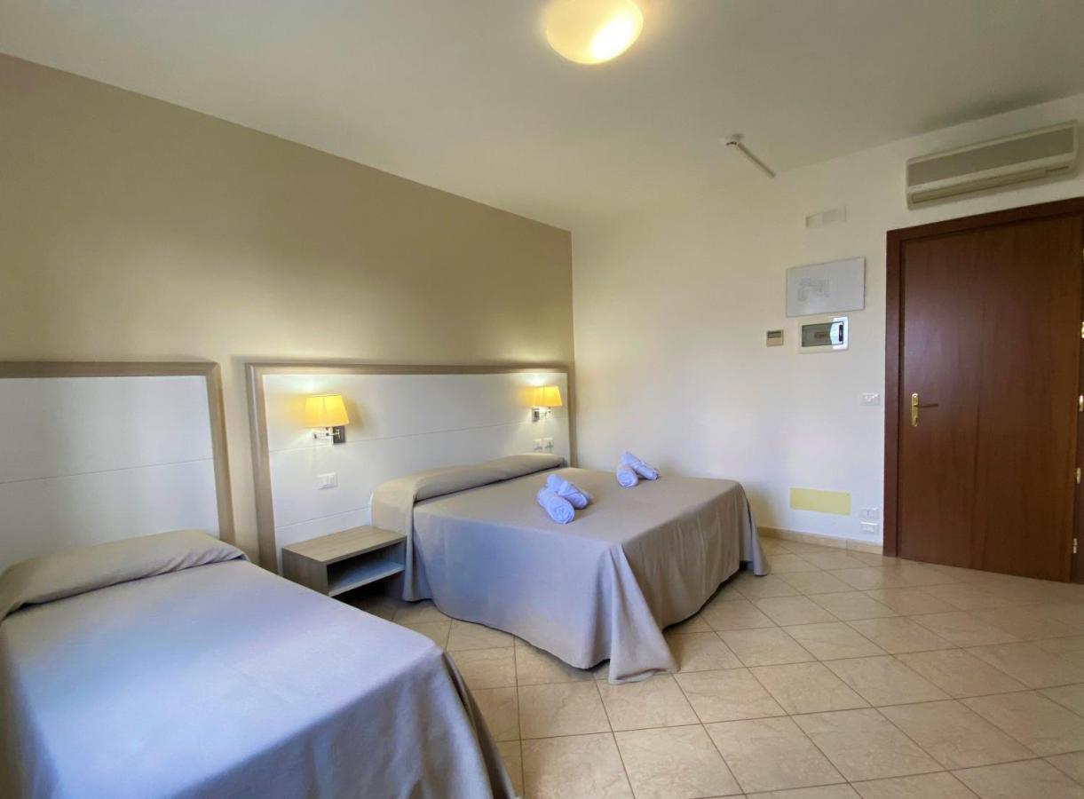 Hotel Victoria Torre Santa Sabina Dış mekan fotoğraf